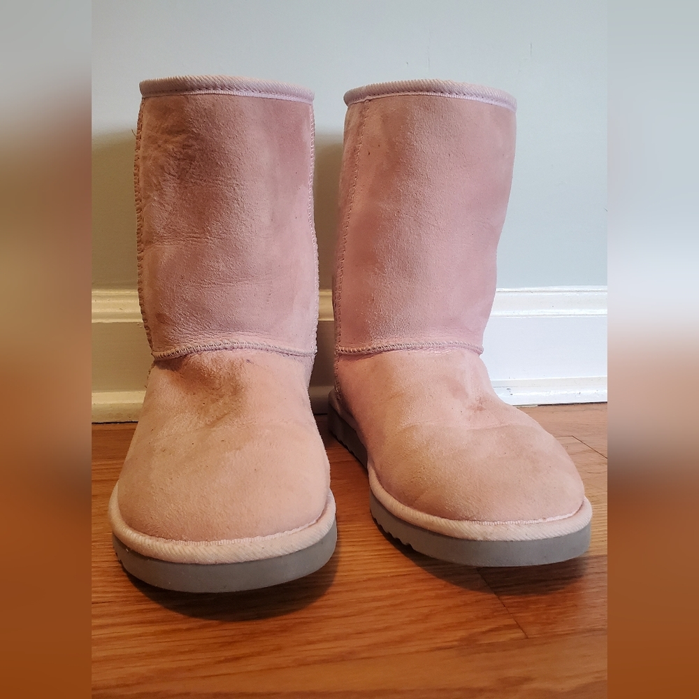 Vintage UGGs classic short